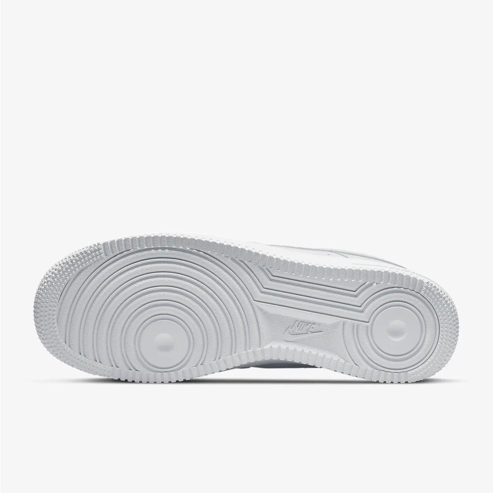 Nike Air Force 1 - Picture 3 of 9